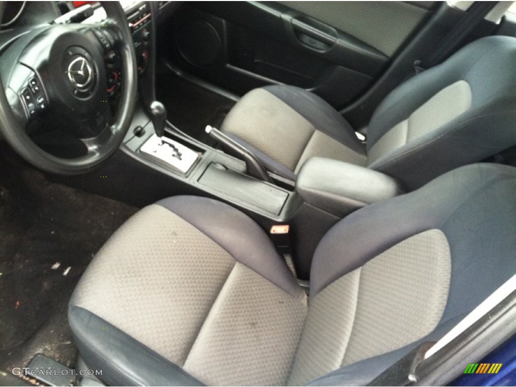 2005 MAZDA3 i Sedan - Strato Blue Mica / Black photo #12