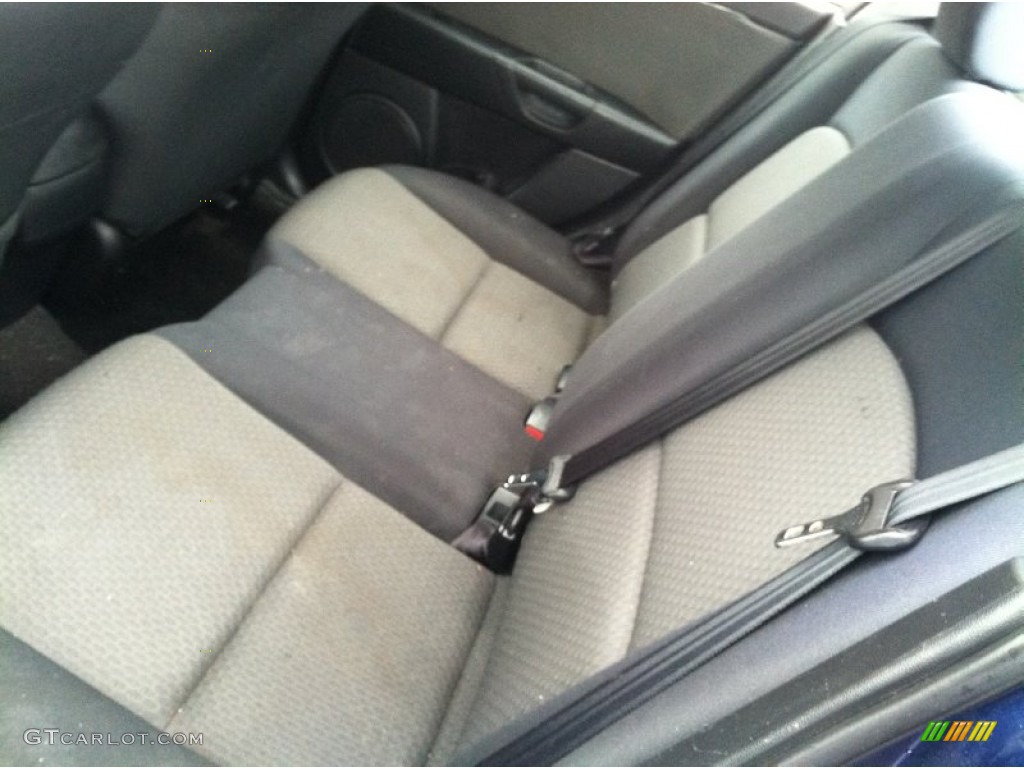 2005 MAZDA3 i Sedan - Strato Blue Mica / Black photo #13