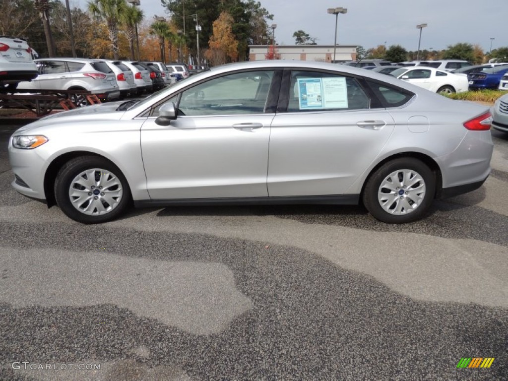 2013 Fusion S - Ingot Silver Metallic / Earth Gray photo #2