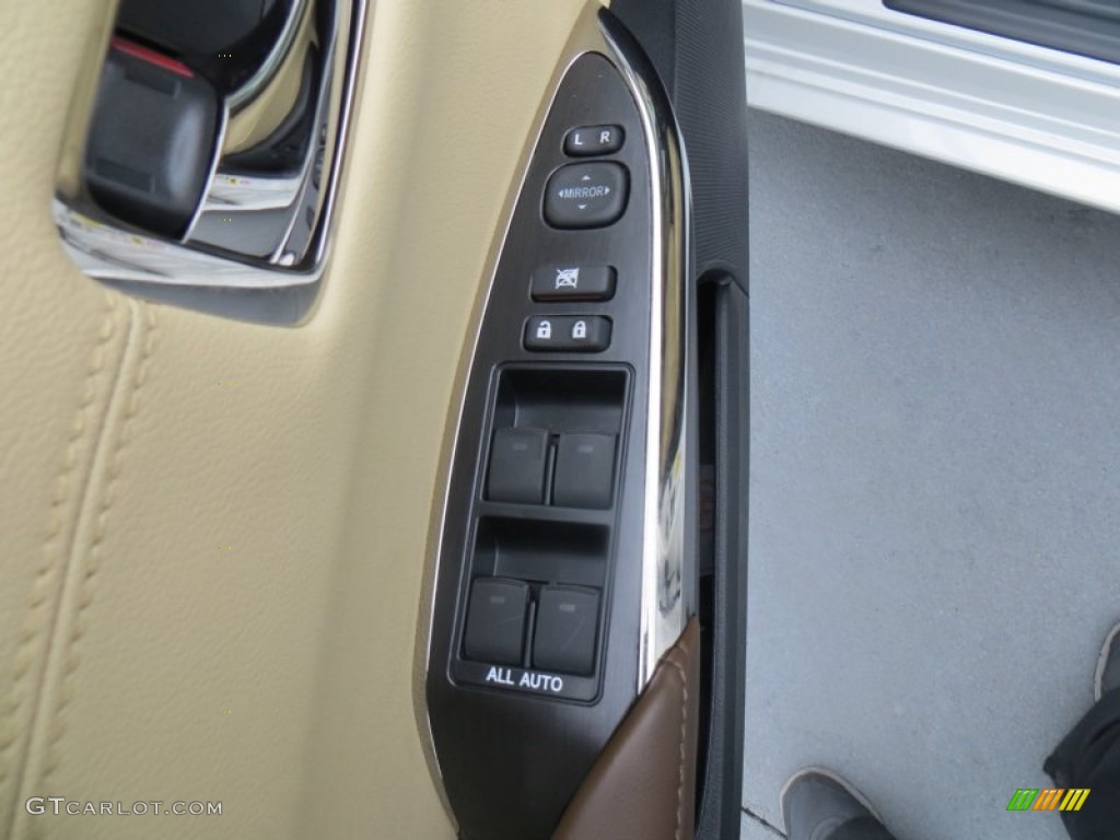 2014 Toyota Avalon Hybrid XLE Premium Controls Photos