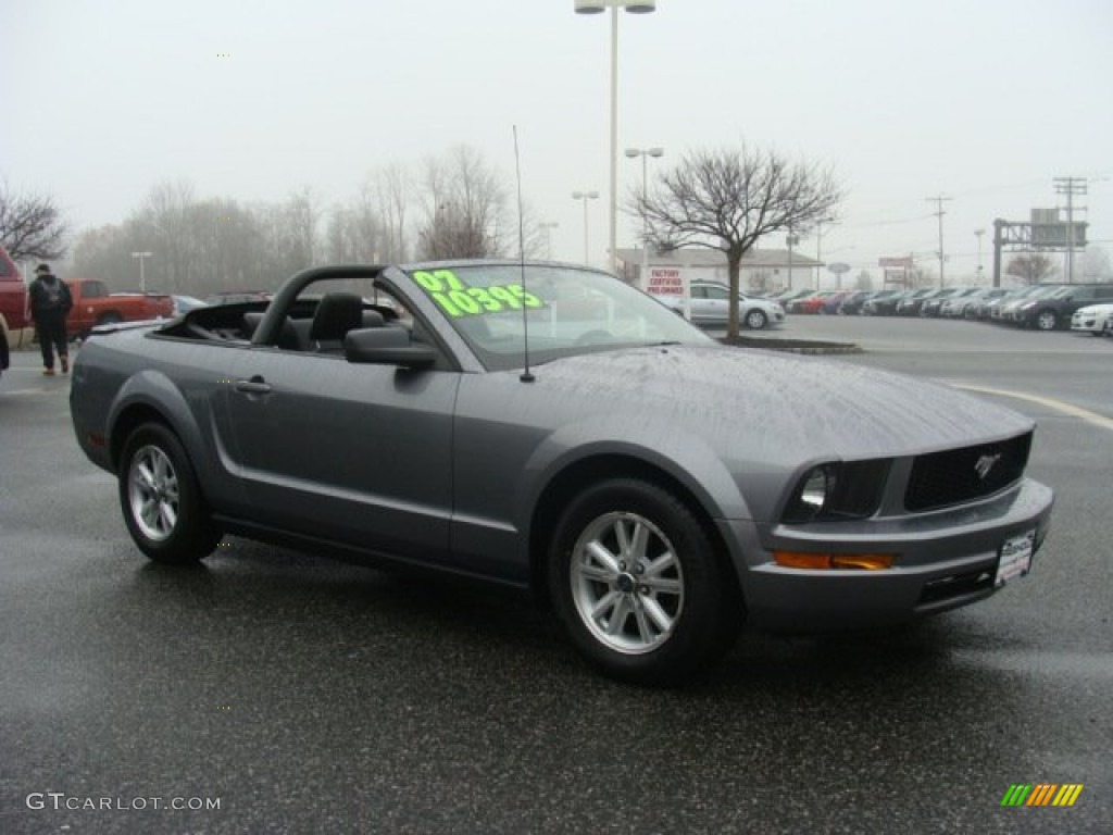2007 Mustang V6 Premium Convertible - Tungsten Grey Metallic / Dark Charcoal photo #3