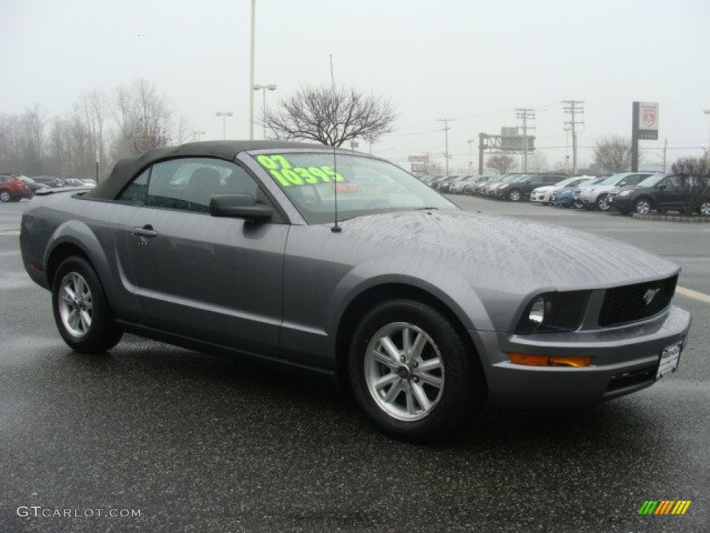 2007 Mustang V6 Premium Convertible - Tungsten Grey Metallic / Dark Charcoal photo #4