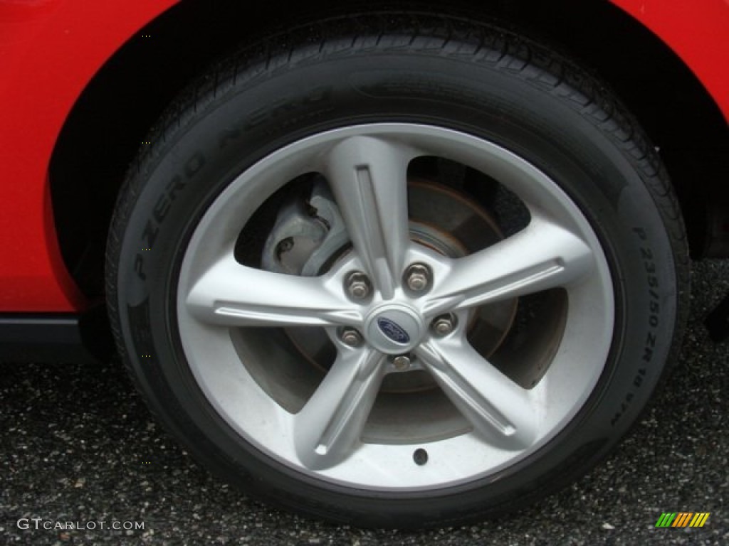 2010 Ford Mustang GT Premium Coupe Wheel Photos