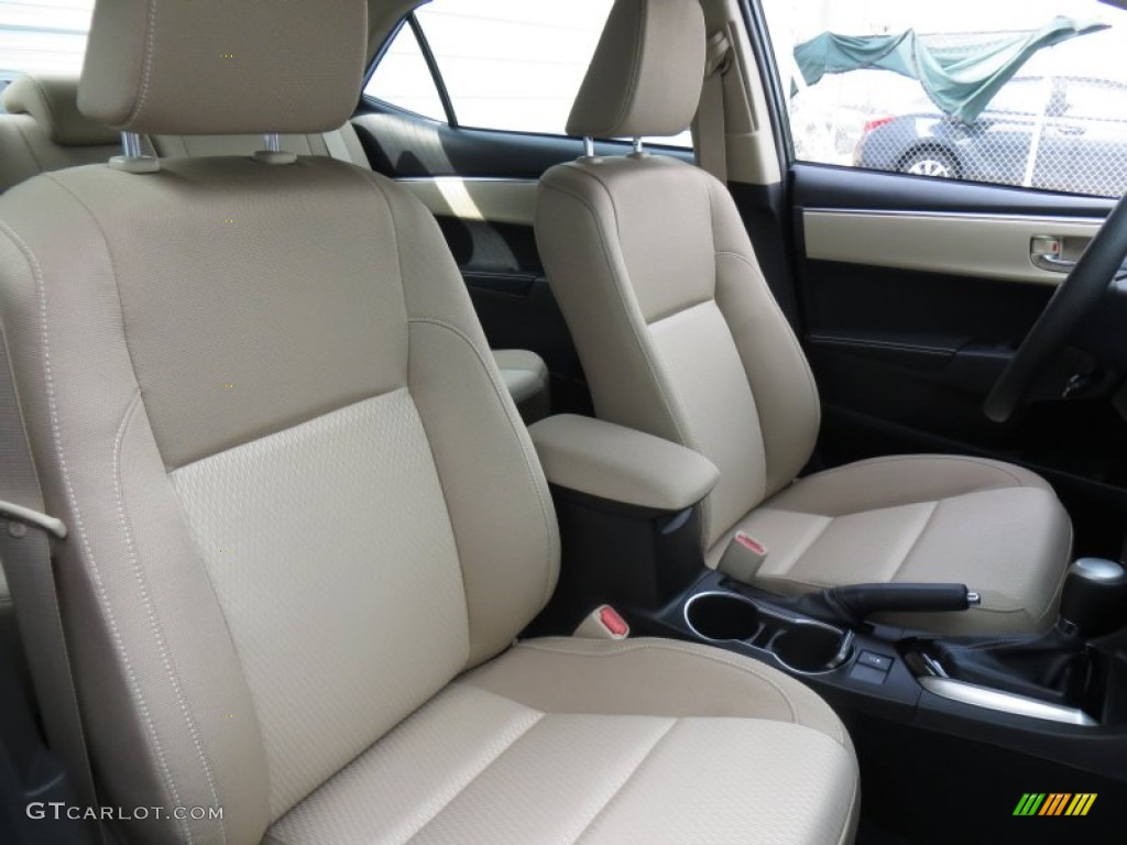 2014 Toyota Corolla LE Front Seat Photo #88557092