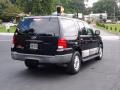 Black Clearcoat - Expedition XLT 4x4 Photo No. 5