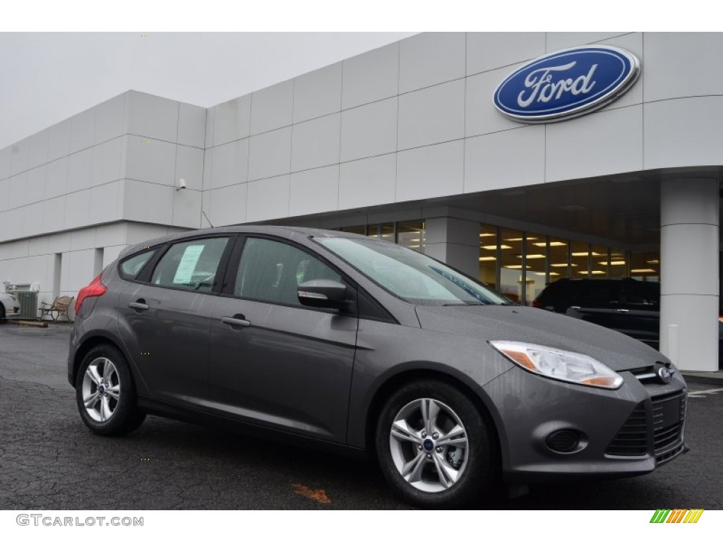 2014 Focus SE Hatchback - Sterling Gray / Charcoal Black photo #1