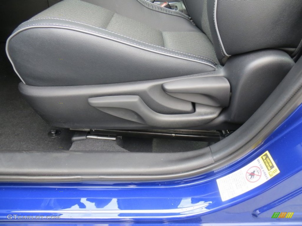 2014 Toyota Corolla S Controls Photo #88561676
