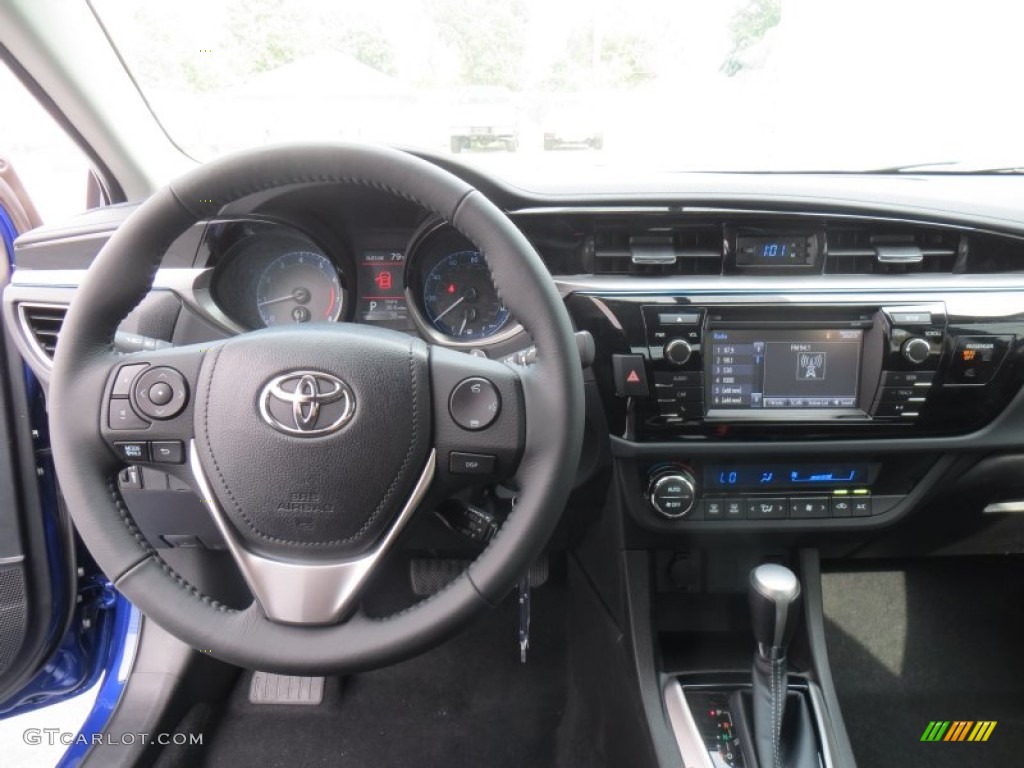 2014 Toyota Corolla S Black Dashboard Photo #88561709