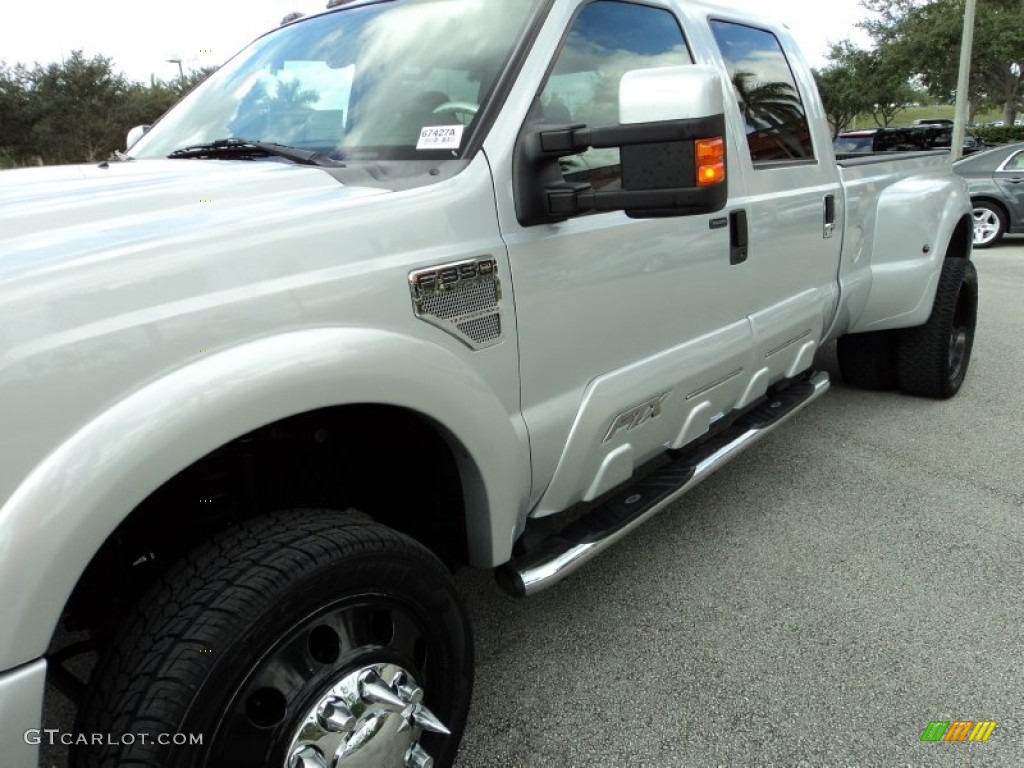 2008 F350 Super Duty FX4 Crew Cab 4x4 Dually - Silver Metallic / Black photo #22