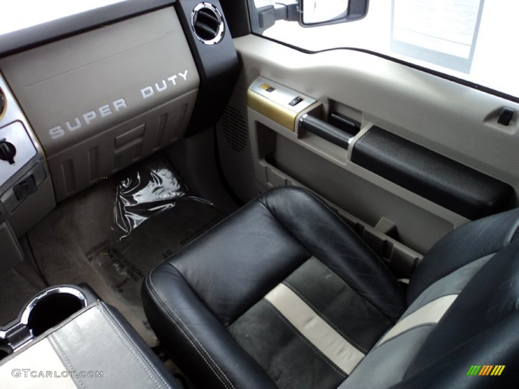 2008 F350 Super Duty FX4 Crew Cab 4x4 Dually - Silver Metallic / Black photo #39