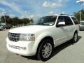 2010 White Platinum Metallic Tri-Coat Lincoln Navigator   photo #12