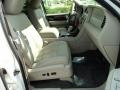 White Platinum Metallic Tri-Coat - Navigator  Photo No. 20