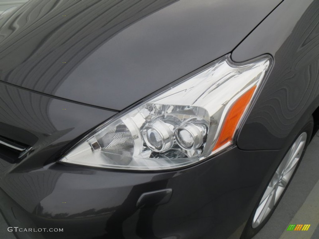 2014 Prius v Five - Magnetic Gray Metallic / Misty Gray photo #9