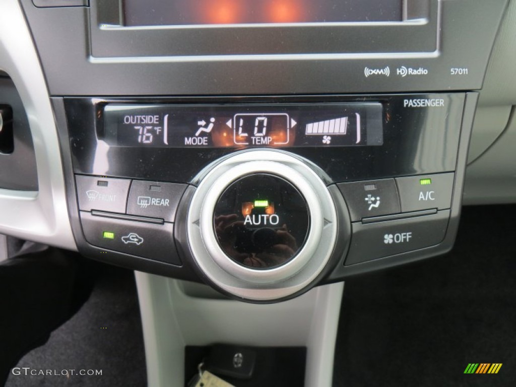 2014 Prius v Five - Magnetic Gray Metallic / Misty Gray photo #30