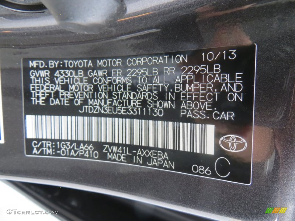 2014 Prius v Five - Magnetic Gray Metallic / Misty Gray photo #35