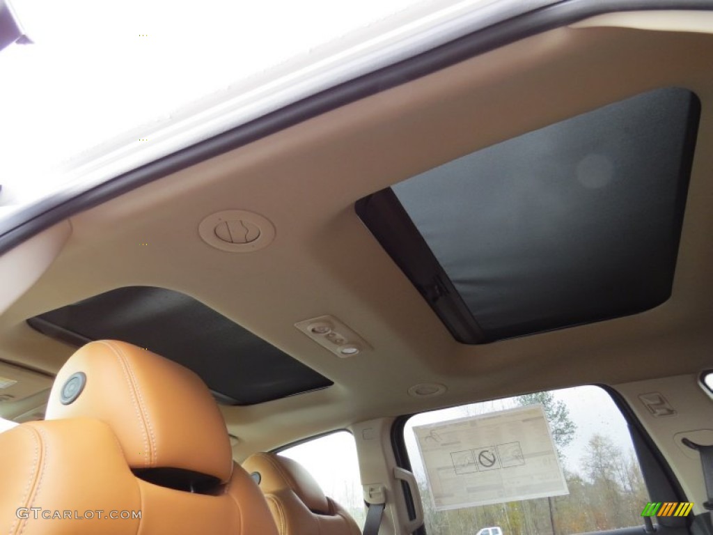 2014 Chevrolet Traverse LTZ Sunroof Photos
