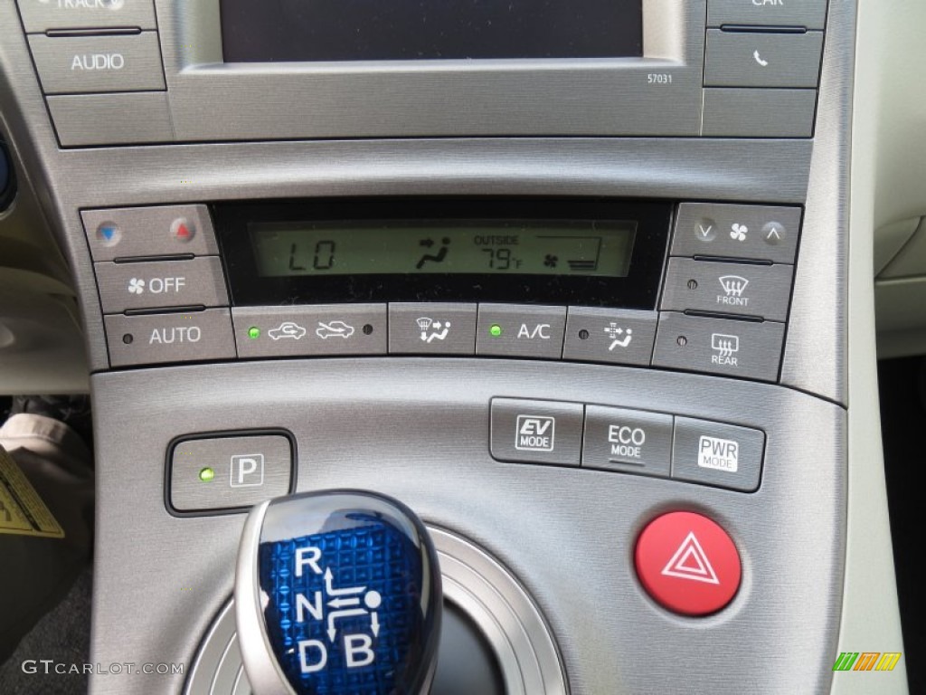 2014 Toyota Prius Two Hybrid Controls Photo #88566071