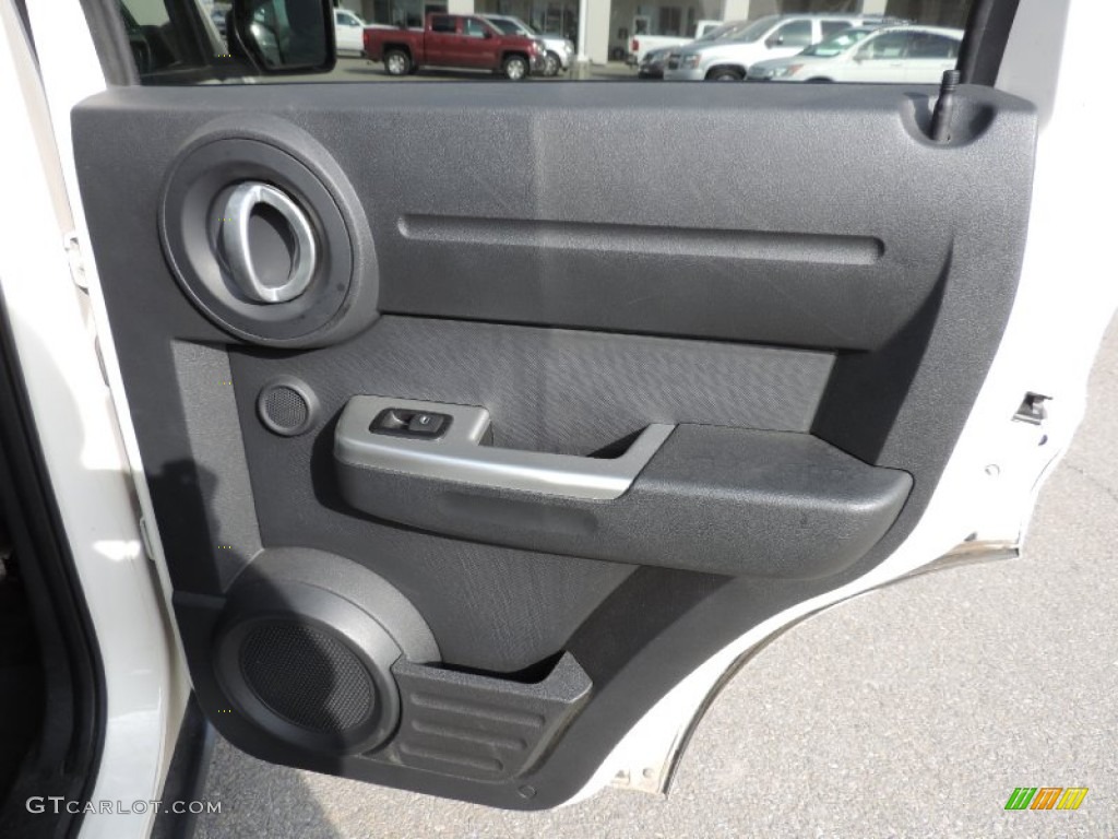 2008 Nitro R/T - Stone White / Dark Slate Gray photo #9