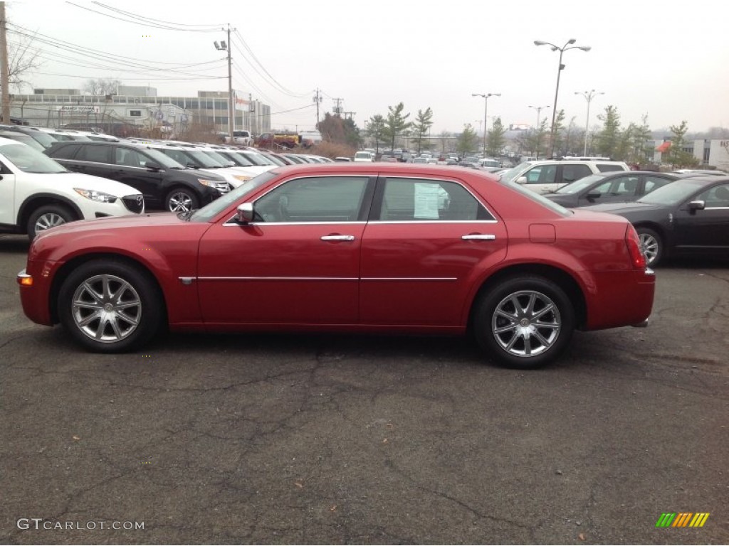 2007 300 C HEMI - Inferno Red Crystal Pearlcoat / Dark Slate Gray/Light Graystone photo #4