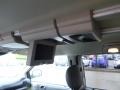 Stone White - Town & Country Touring Photo No. 22