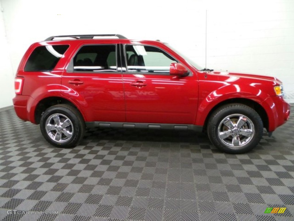 2009 Escape Limited 4WD - Sangria Red Metallic / Charcoal photo #3