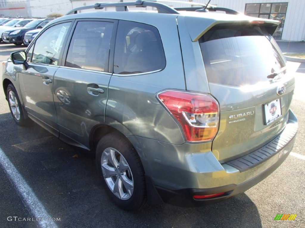2014 Forester 2.5i Touring - Jasmin Green Metallic / Platinum photo #2
