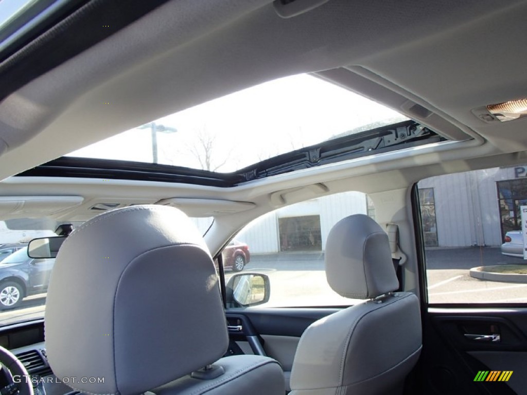 2014 Forester 2.5i Touring - Jasmin Green Metallic / Platinum photo #5