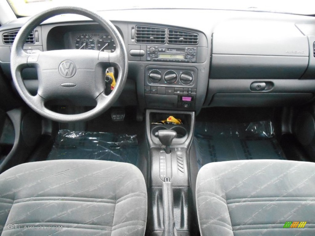 1998 Jetta GLS Sedan - Cool White / Black photo #9