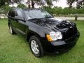 Black - Grand Cherokee Laredo Photo No. 9