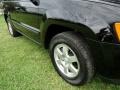 Black - Grand Cherokee Laredo Photo No. 18