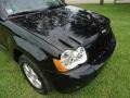 Black - Grand Cherokee Laredo Photo No. 19