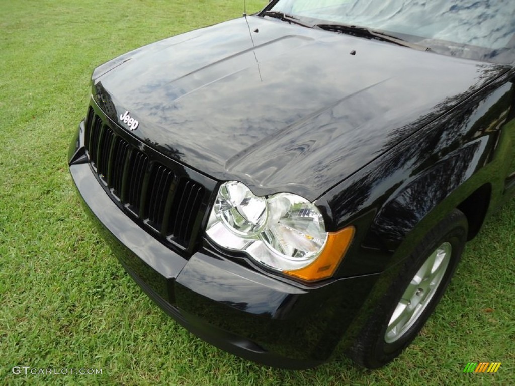 2008 Grand Cherokee Laredo - Black / Dark Slate Gray photo #22