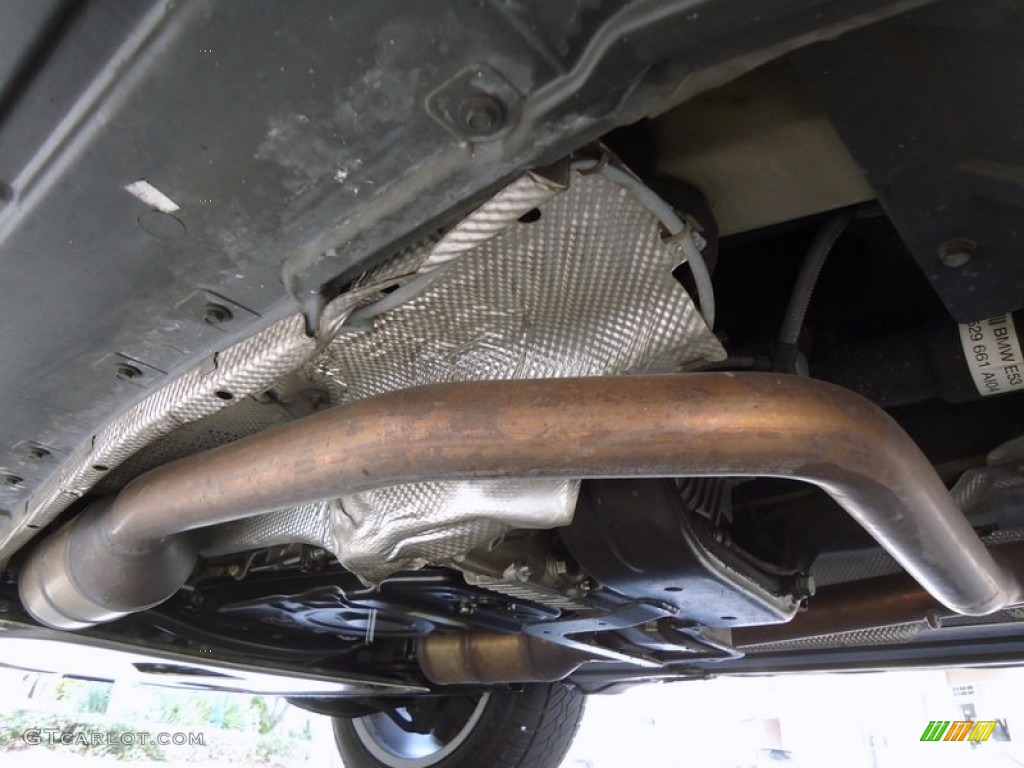 2004 BMW X5 4.4i Undercarriage Photo #88584268