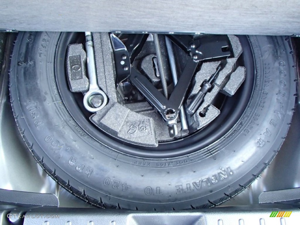 2014 XV Crosstrek 2.0i Premium - Dark Gray Metallic / Black photo #9