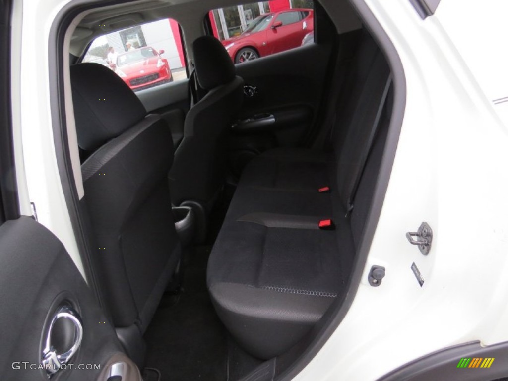 2012 Juke SV AWD - White Pearl / Black/Silver Trim photo #12