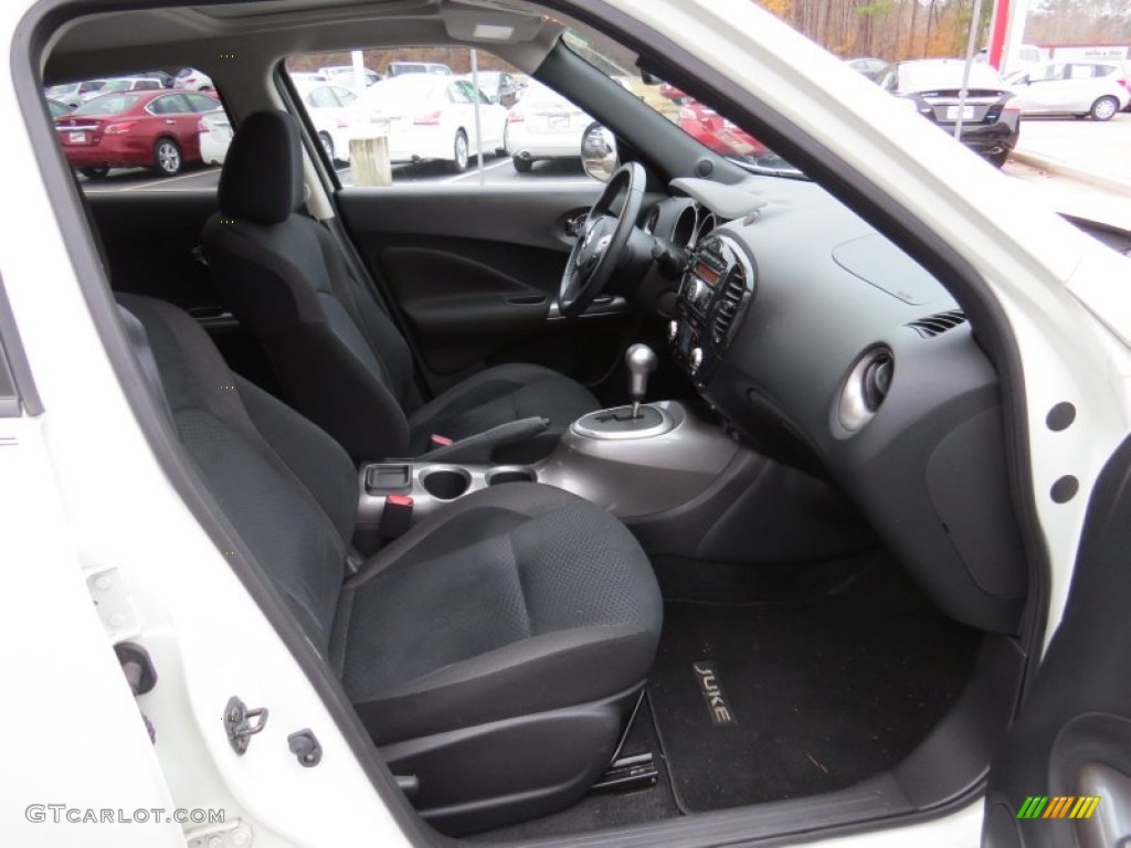 2012 Juke SV AWD - White Pearl / Black/Silver Trim photo #15
