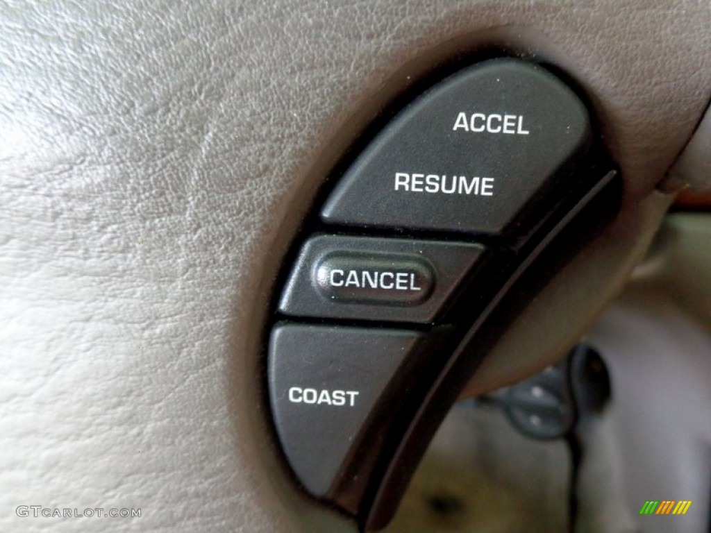 2006 Chrysler Sebring Limited Convertible Controls Photo #88587943