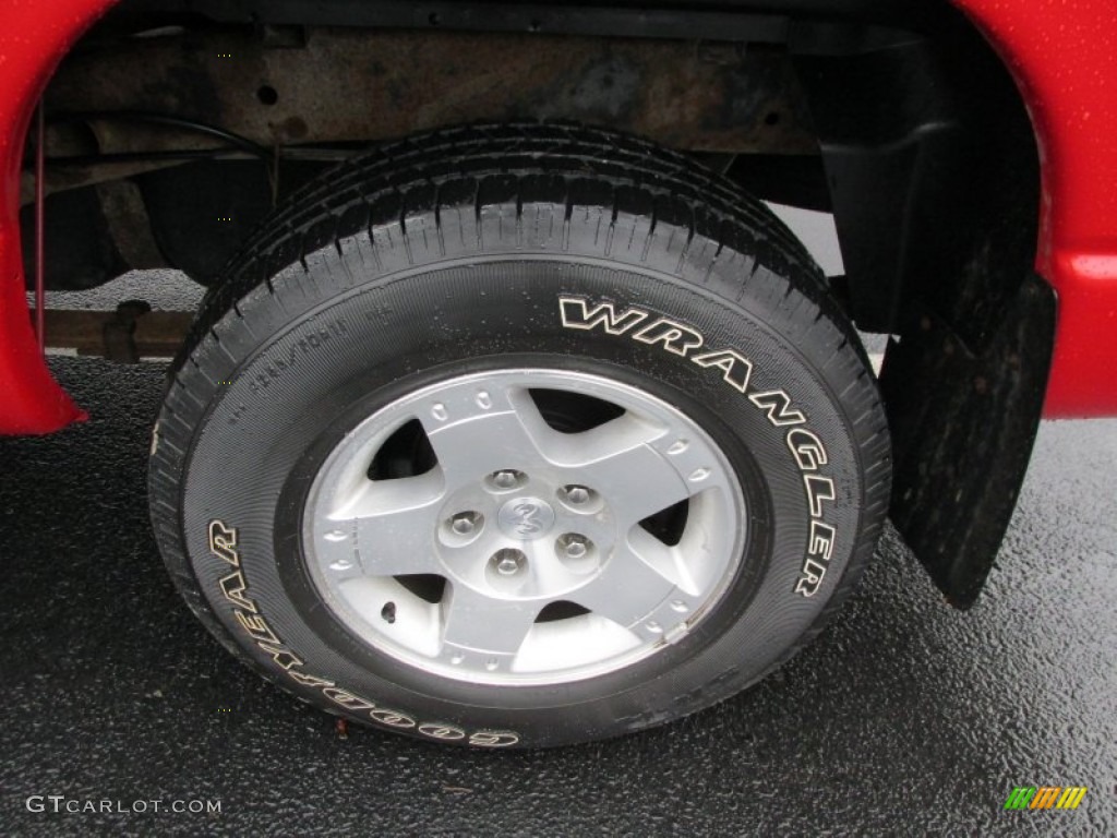 2004 Ram 1500 SLT Regular Cab 4x4 - Flame Red / Dark Slate Gray photo #3