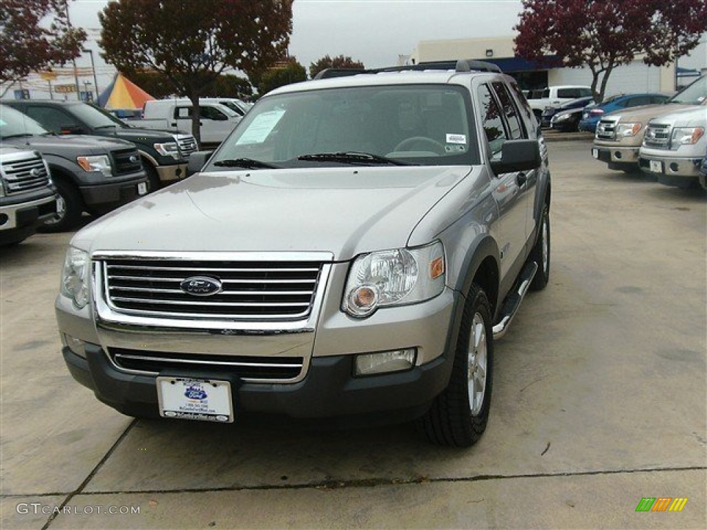 2006 Explorer XLT - Silver Birch Metallic / Stone photo #2