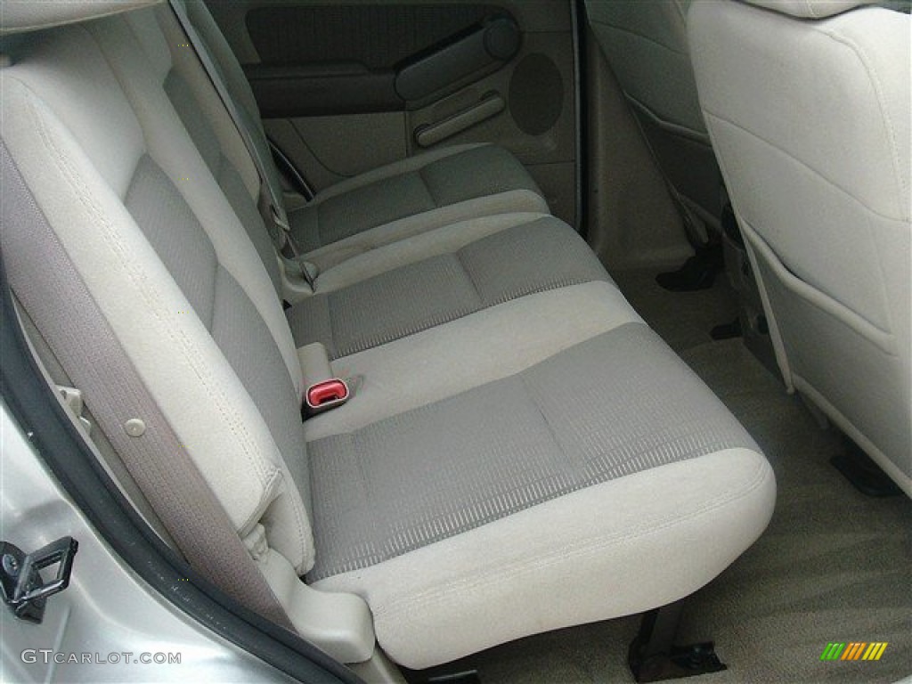 2006 Explorer XLT - Silver Birch Metallic / Stone photo #7