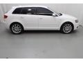Ibis White - A3 2.0T Photo No. 7