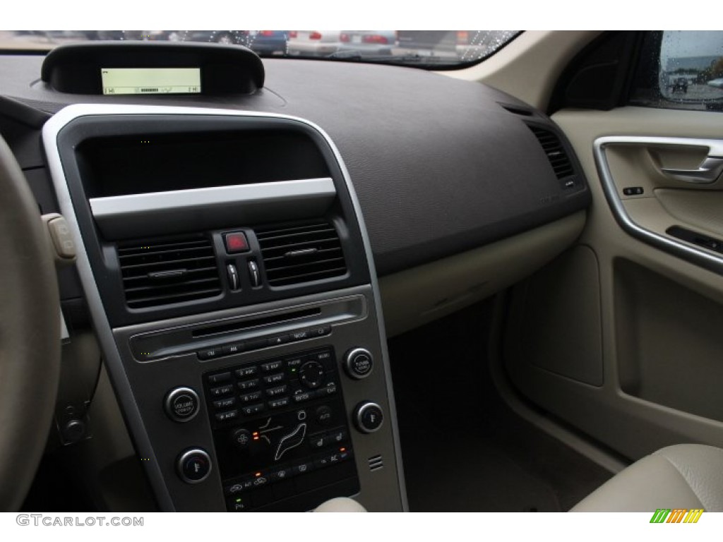 2010 XC60 3.2 - Barents Blue Metallic / Sandstone photo #9