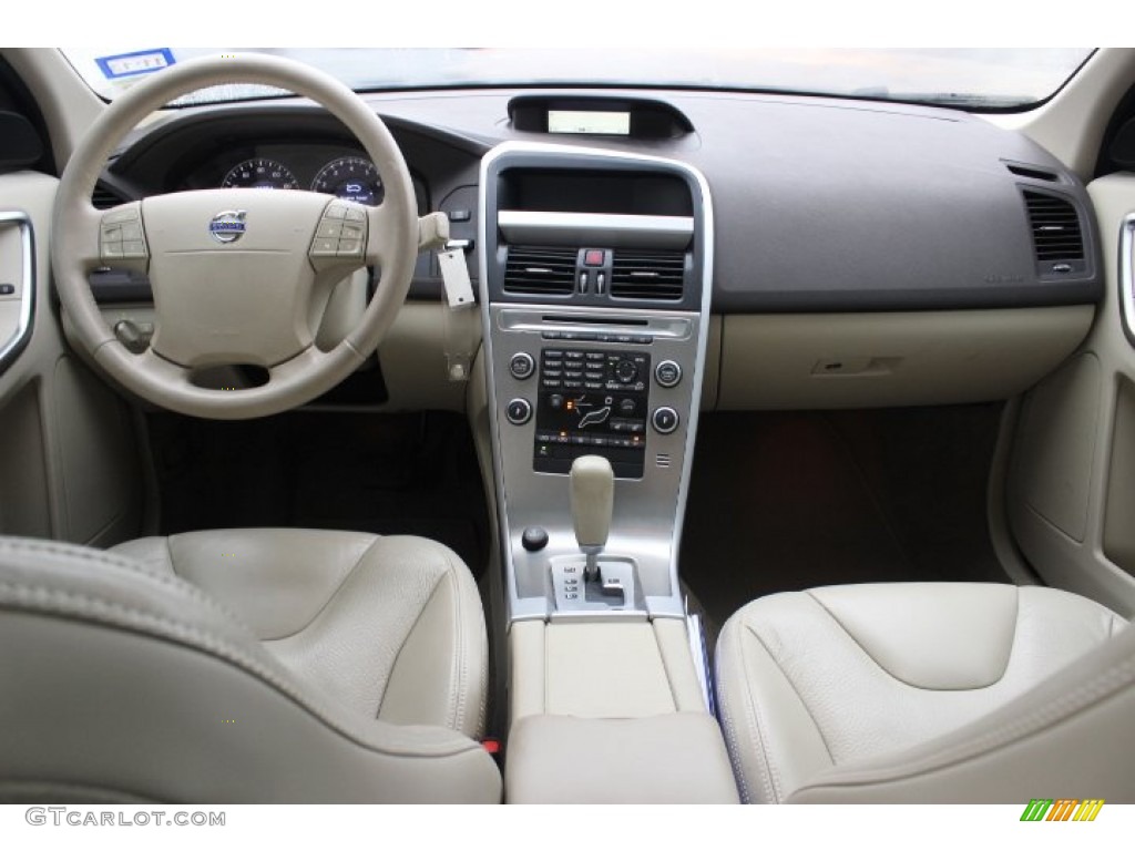 2010 XC60 3.2 - Barents Blue Metallic / Sandstone photo #20