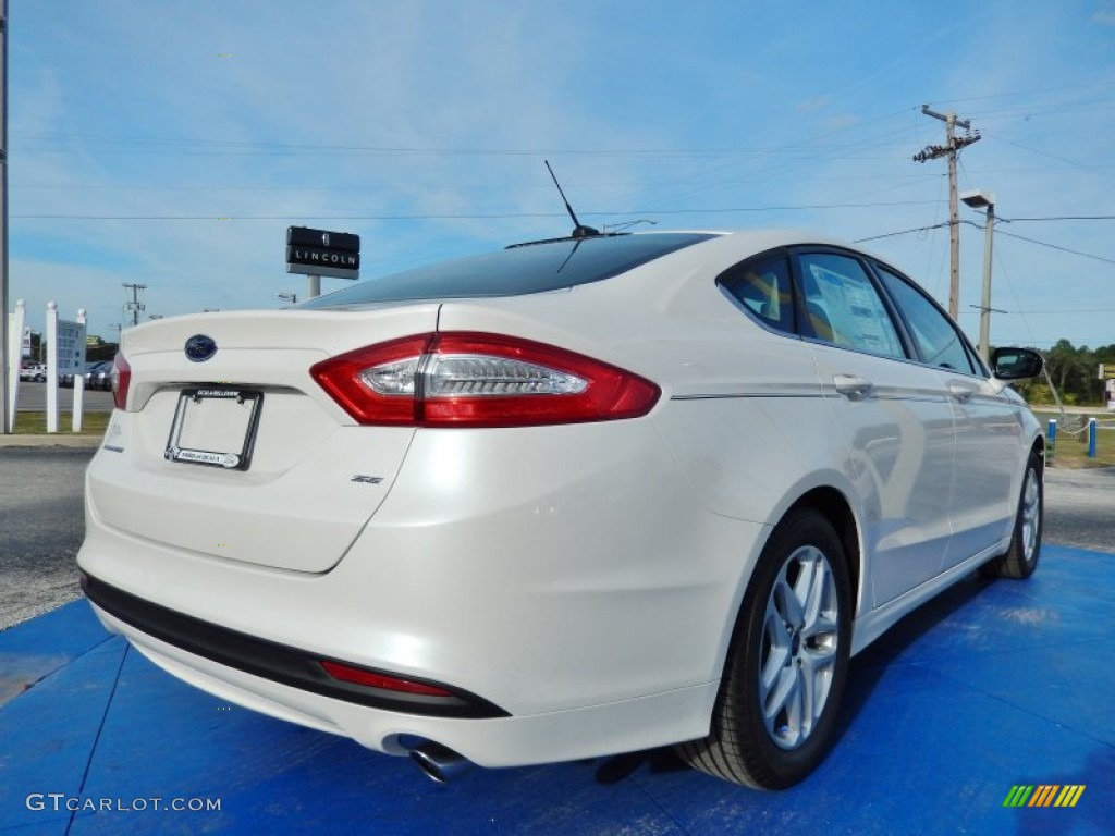 2014 Fusion SE - White Platinum / Dune photo #3