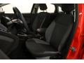Race Red - Focus SE Sedan Photo No. 5