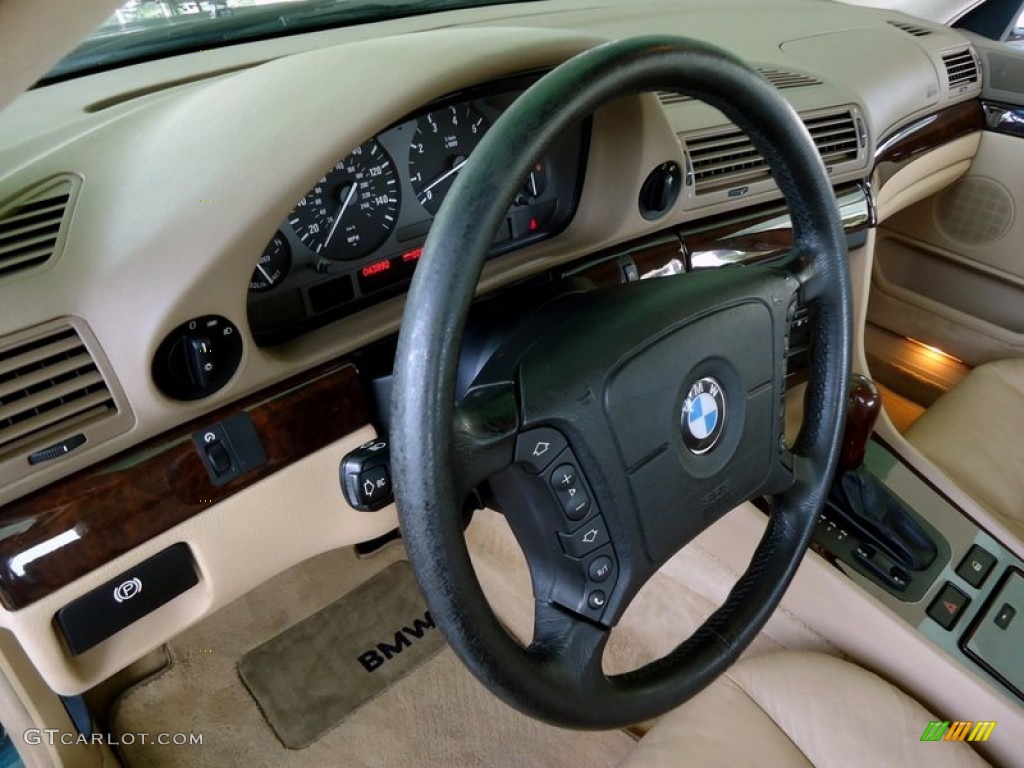 1997 BMW 7 Series 740iL Sedan Beige Steering Wheel Photo #88599910