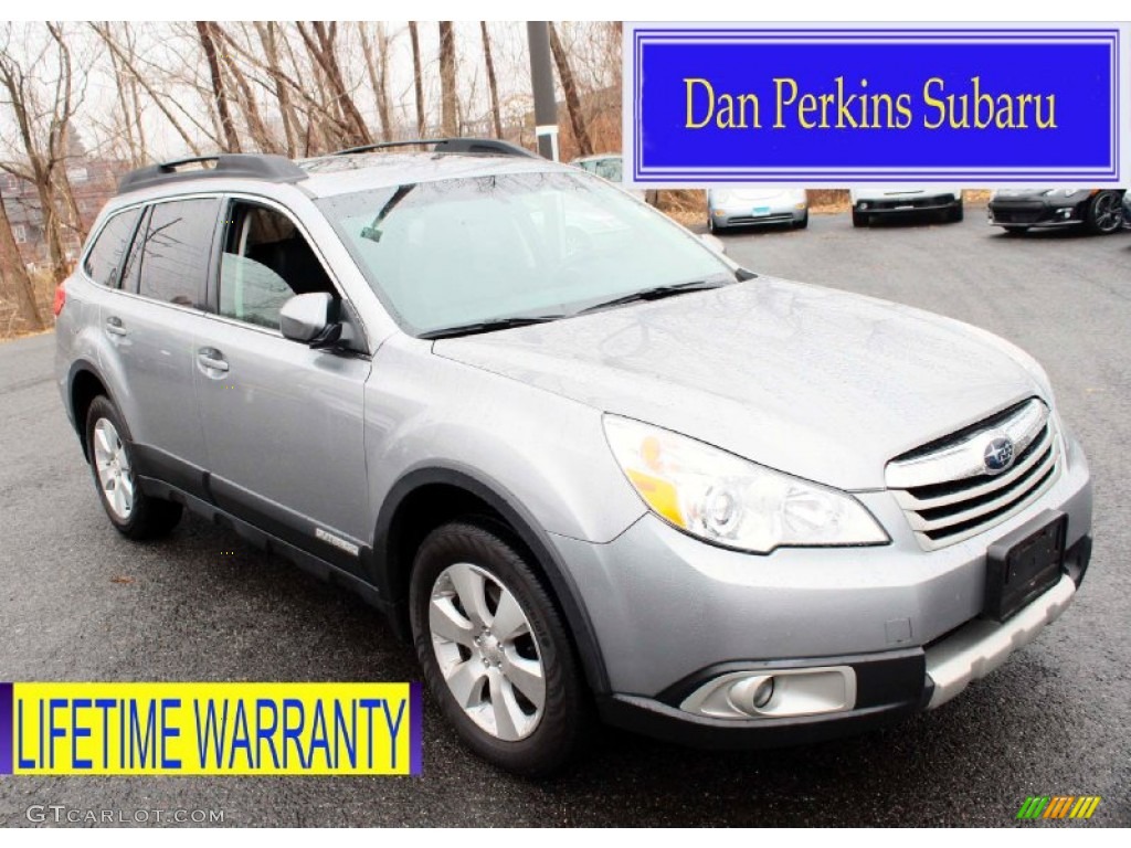 2011 Outback 3.6R Limited Wagon - Steel Silver Metallic / Off Black photo #1