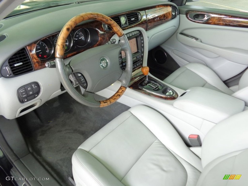 Dove Interior 2004 Jaguar XJ XJ8 Photo #88611187
