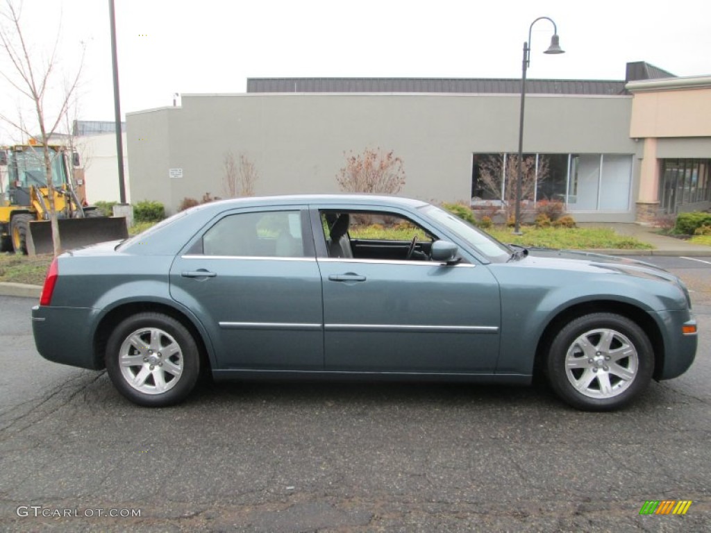 2006 300 Touring - Magnesium Pearlcoat / Deep Jade/Light Graystone photo #9