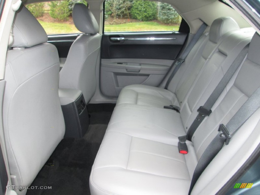 2006 300 Touring - Magnesium Pearlcoat / Deep Jade/Light Graystone photo #17